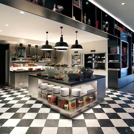 Citizenm Tower Of London-2